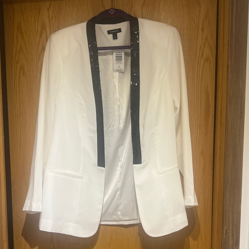 Torrid White Blazer with Black Sequin Trim
